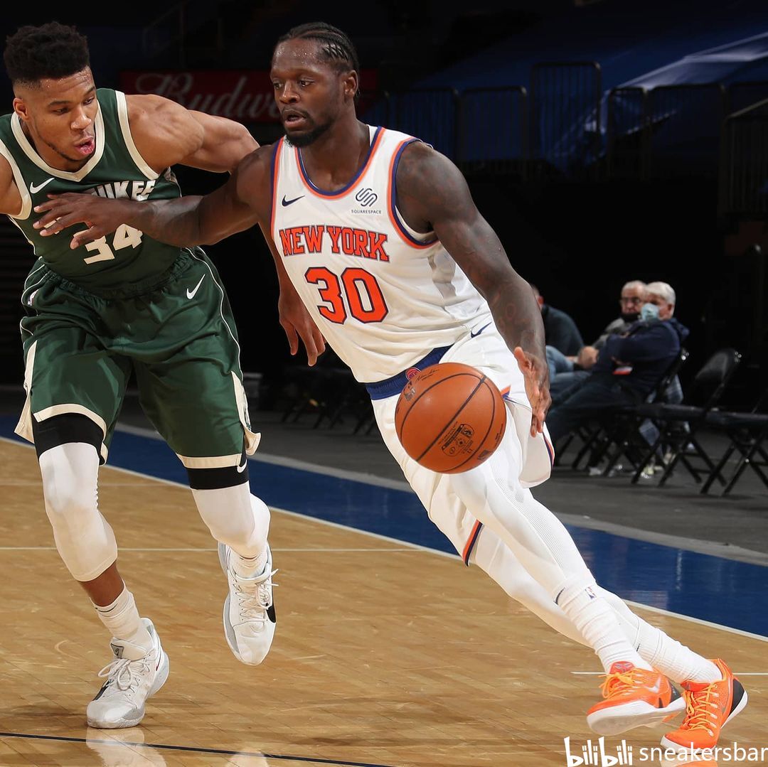 第三人跑动 第三人跑动